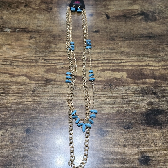 3/$15 New paparazzi gold tone turquoise layered statement necklace - Picture 1 of 6